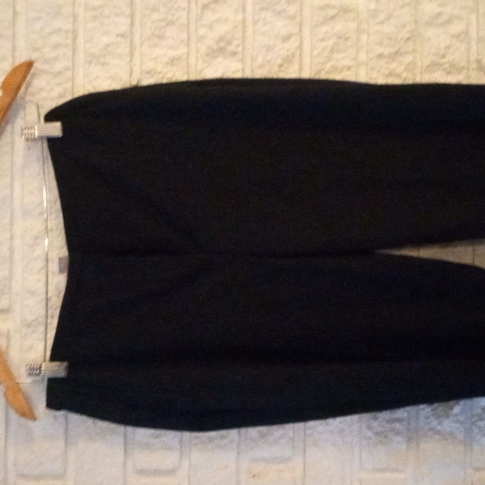 Black pants by H&M sz 10. Match the blazer pantsuit.